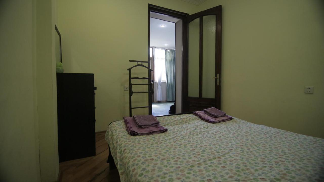Apartment On Sanapiro Tiflis Dış mekan fotoğraf