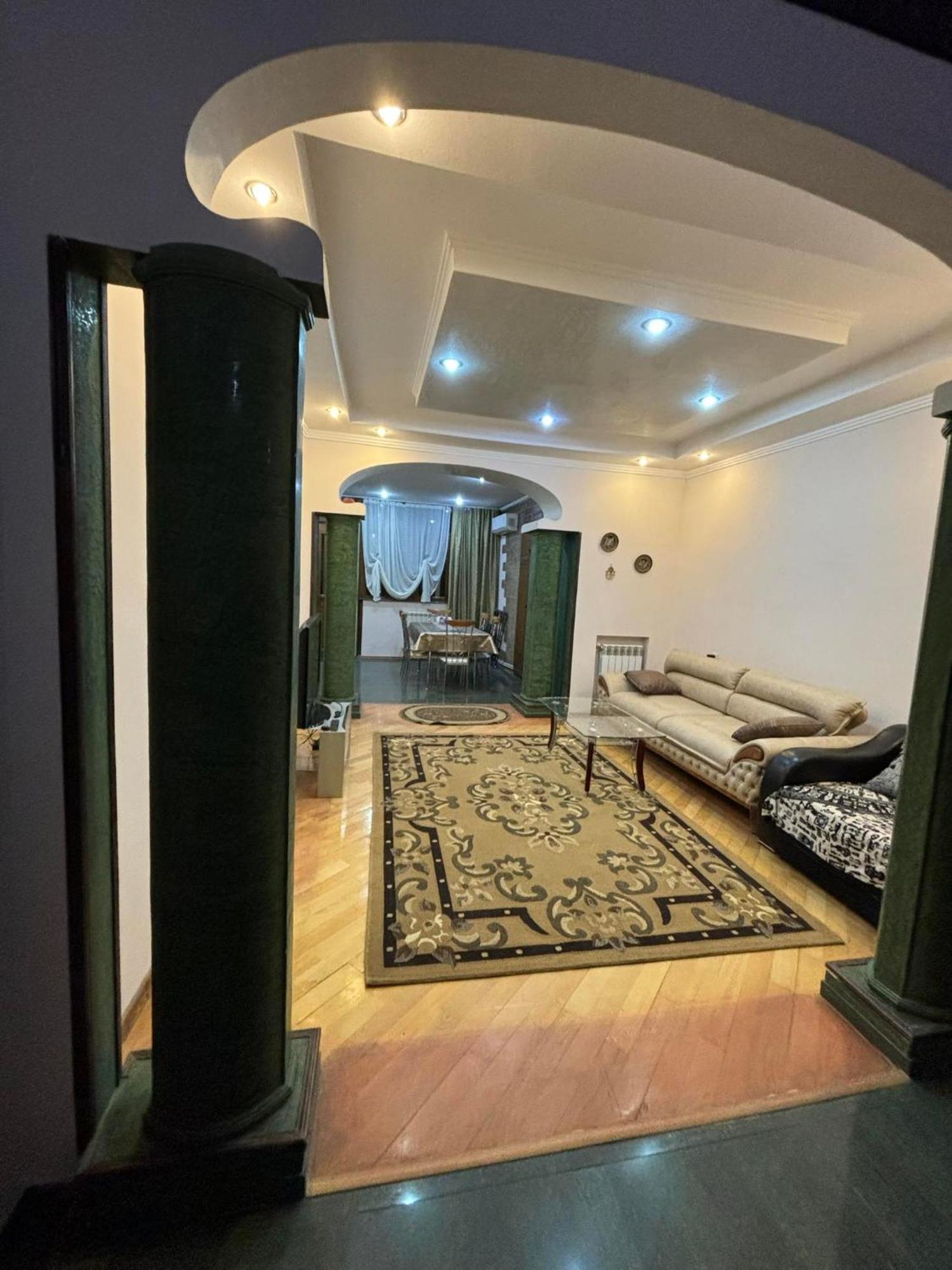 Apartment On Sanapiro Tiflis Dış mekan fotoğraf