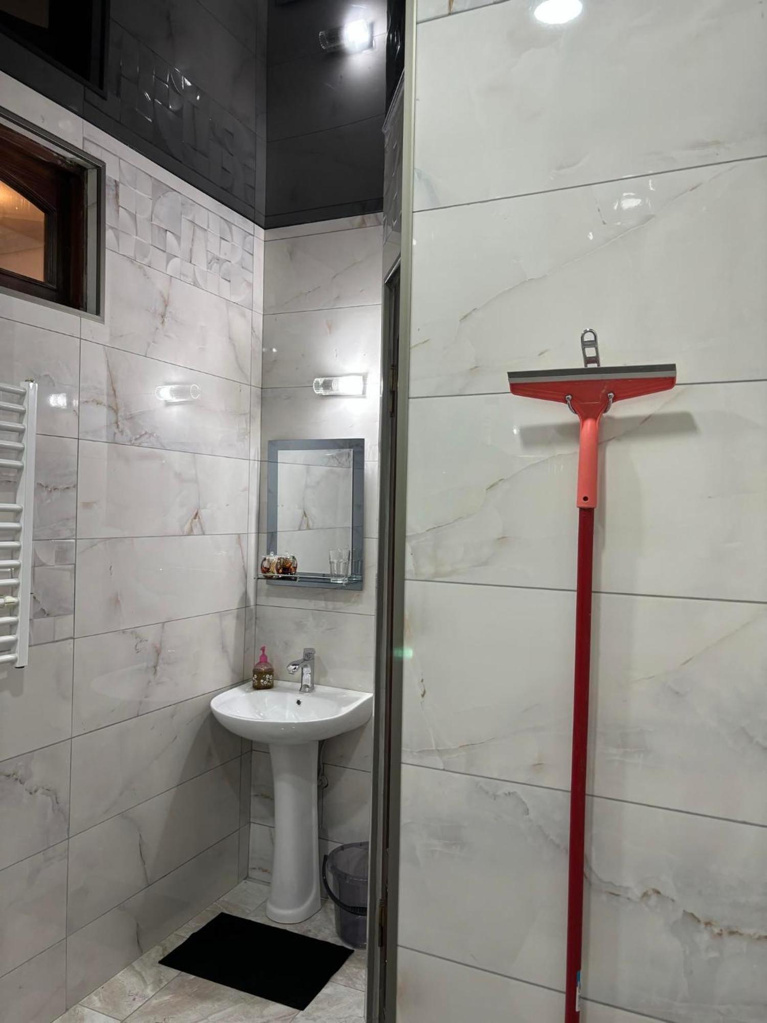 Apartment On Sanapiro Tiflis Dış mekan fotoğraf